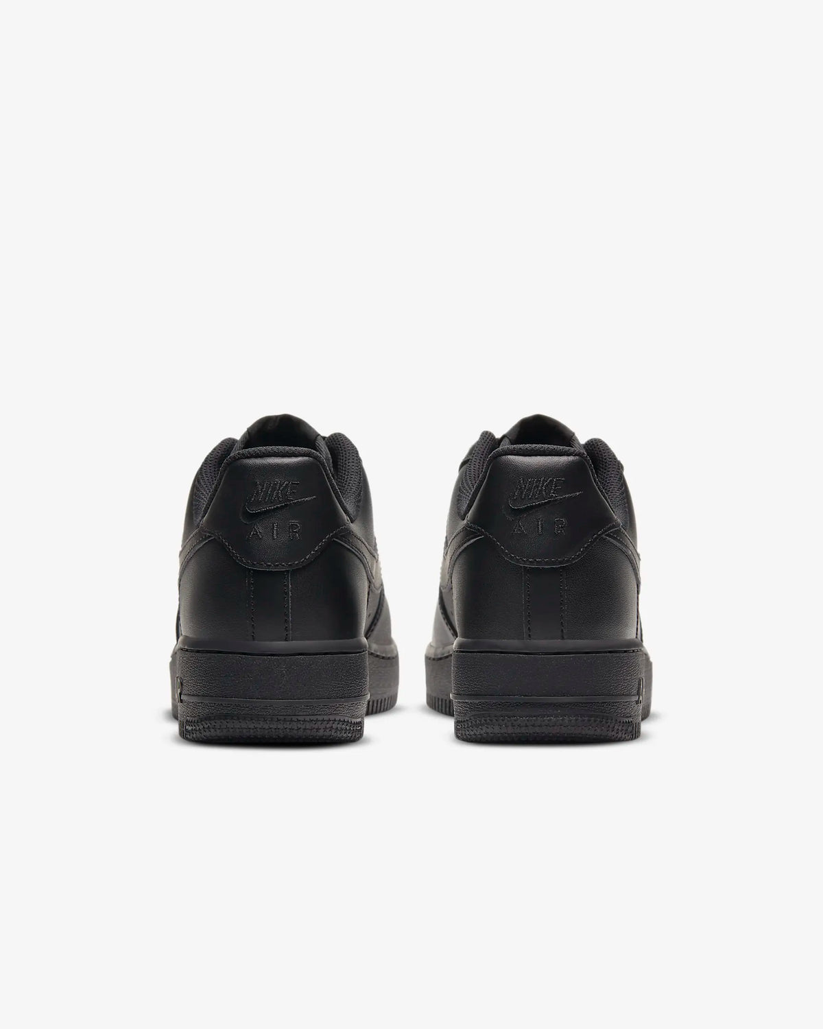Nike Air Force 1 07 Triple Black